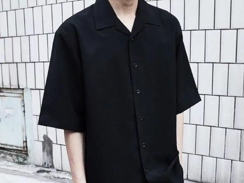 Phối đồ với áo sơ mi tay ngắn nam cổ vest Phối đồ với áo sơ mi tay ngắn nam cổ vest