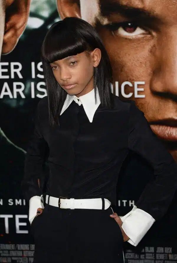 Willow Smith đại diện cho phong cách Gothic hiện đại đầy thử nghiệm