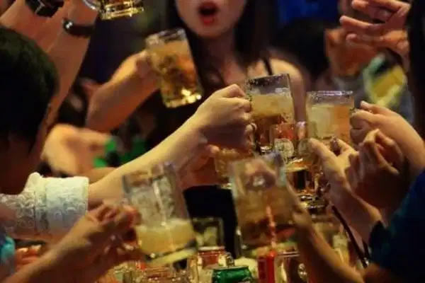 Nhà hàng Sứ Bia Nguyễn Đình Chiểu Kiến trúc độc đáo tại nhà hàng Sứ Bia
