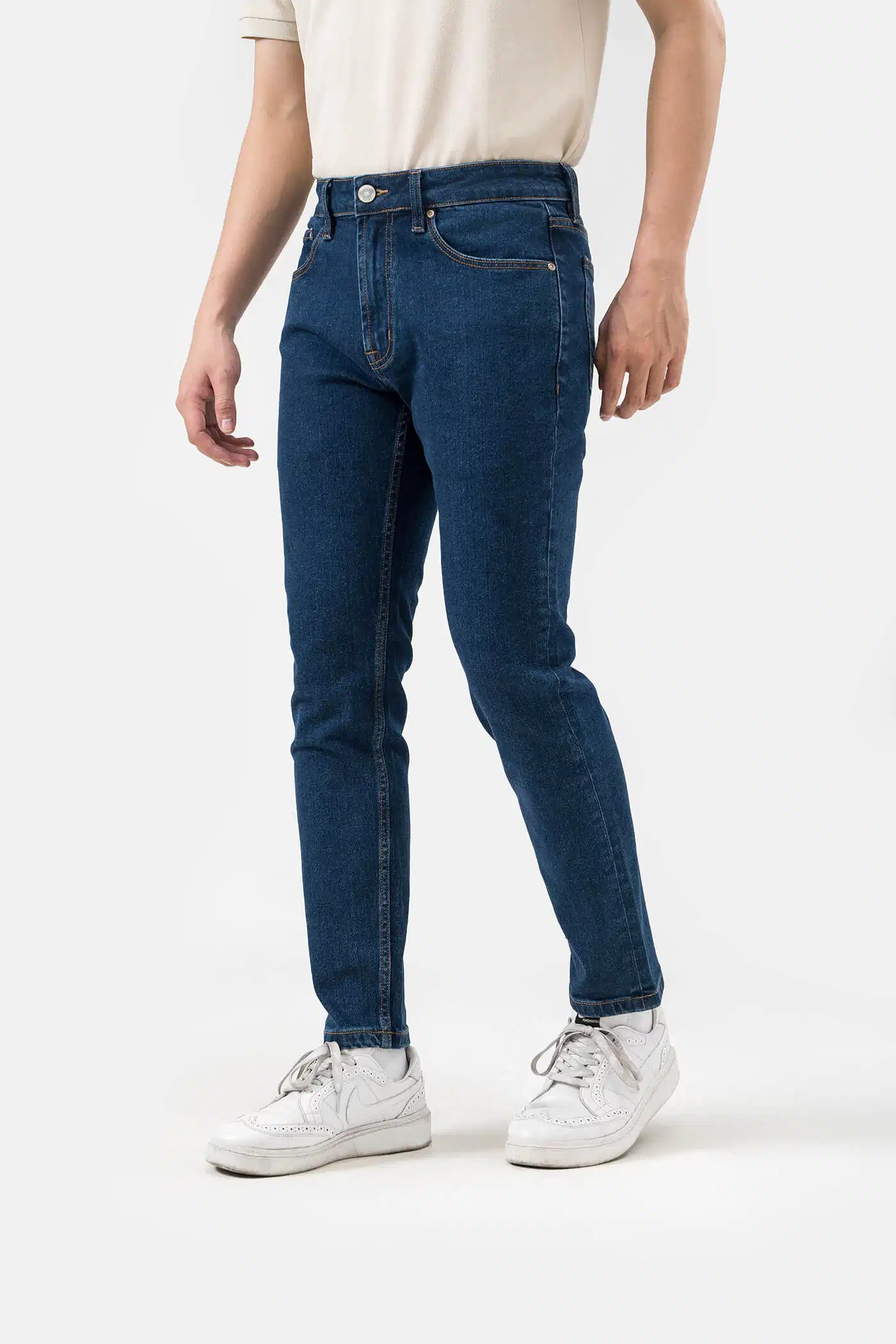 Quần jeans nam dáng cơ bản dễ phối Quần jeans nam dáng slim fit cơ bản