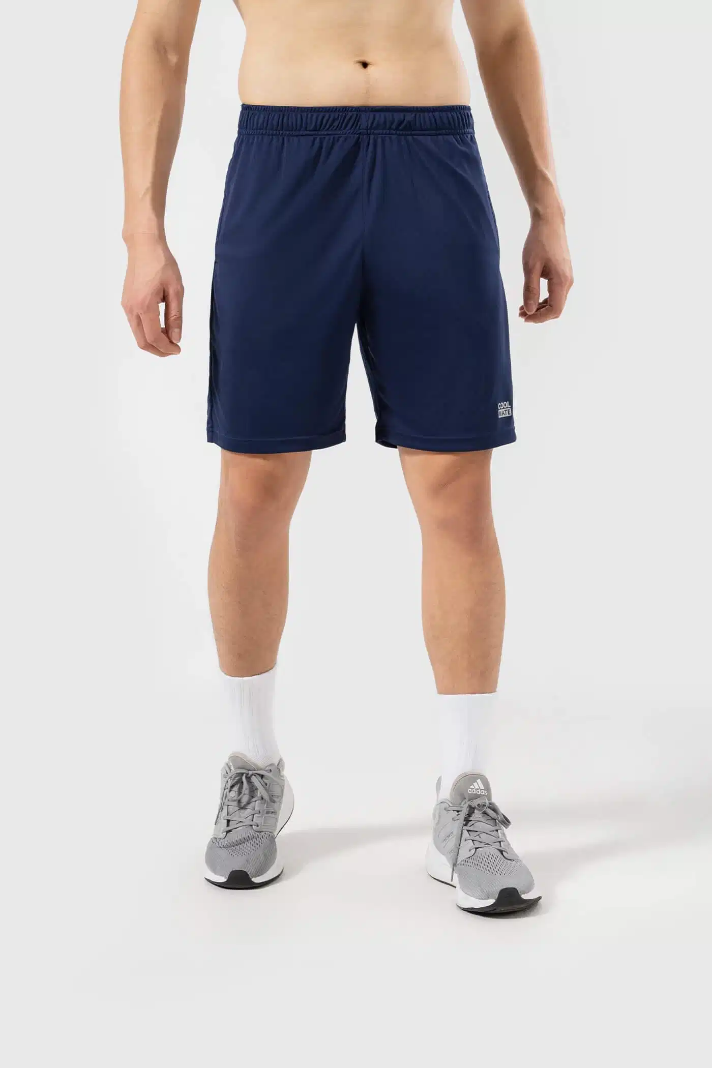 Quần shorts dáng thể thao