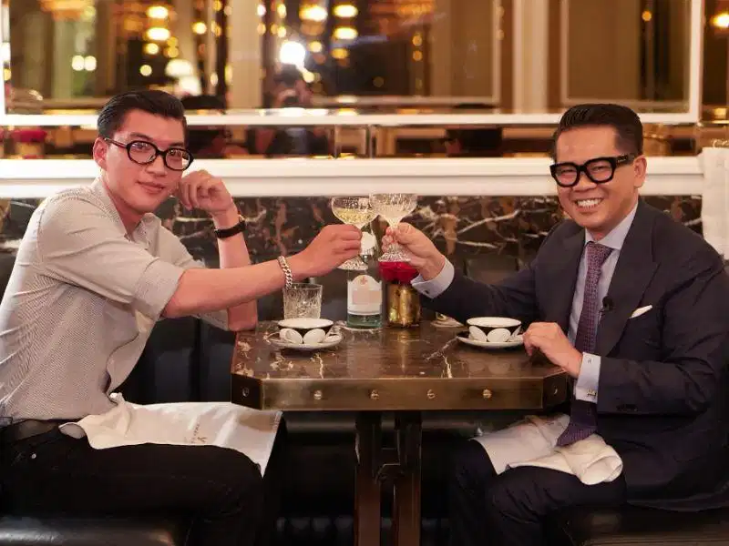 HIEUTHUHAI gặp gỡ nhà thiết kế Thái Công sau câu rap viral