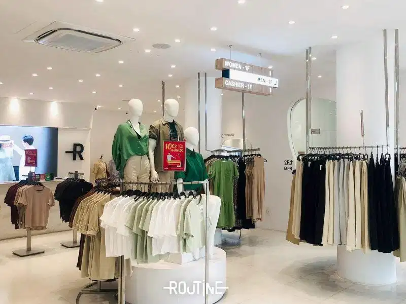 Routine Đà Lạt Cửa hàng Routine Đà Lạt với phong cách bài trí tối giản hiện đại