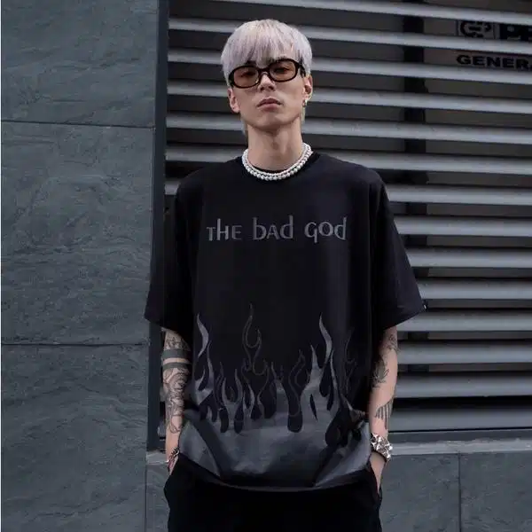 Chất liệu và phom dáng áo thun đồ họa Chất liệu và phom dáng áo thun đồ họa