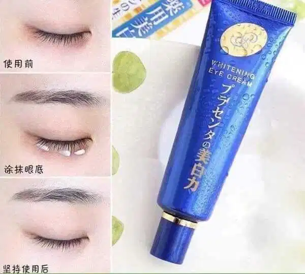 Chất kem trắng đặc của Meishoku thoa lên tay