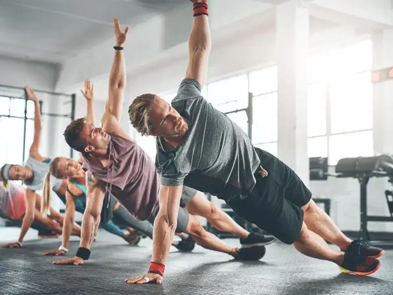 Single-arm Burpee Thử thách cơ lõi và sức mạnh một bên tay với Single-arm Burpee