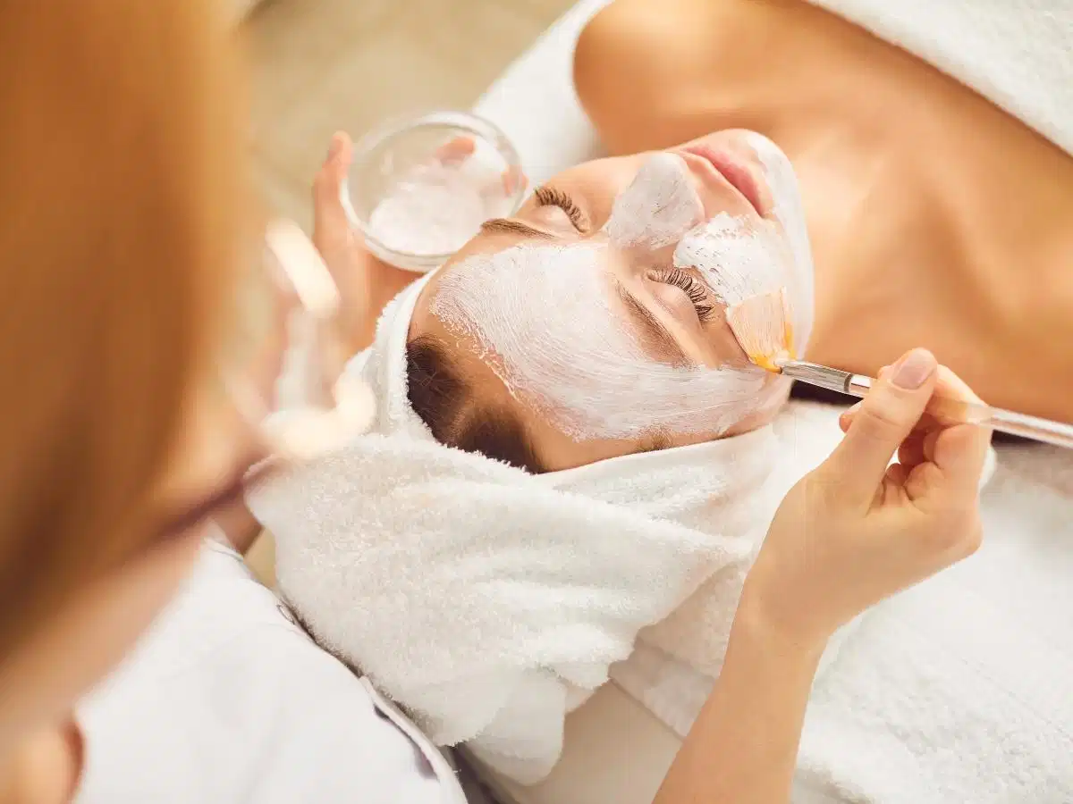 Sữa chua có thể dùng làm mặt nạ dưỡng da tại nhà