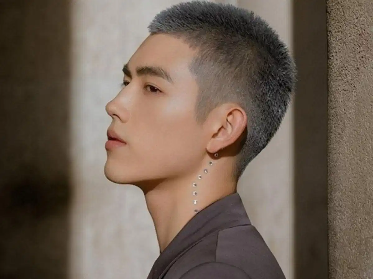 Taper Fade lính thủy thanh lịch Kỹ thuật Taper Fade giữ lại độ dày vừa phải ở hai bên