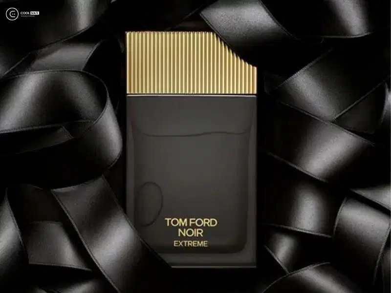 Tom Ford Noir Extreme thiết kế nắp vàng sang trọng