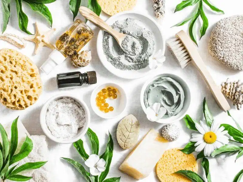Tổng hợp những điều cần biết về mỹ phẩm thiên nhiên Mỹ phẩm thiên nhiên chiết xuất từ thảo mộc
