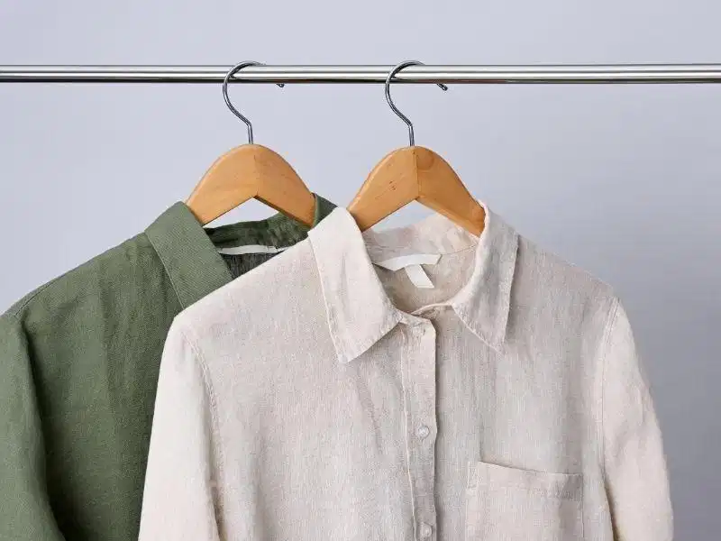 Chất liệu đũi mang đến sự thoáng mát nhưng cần lưu ý nếp nhăn tự nhiên Ưu nhược điểm của chất liệu áo đũi nam