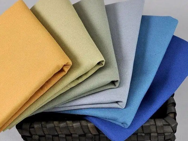 Vải Canvas là chất liệu giúp bạn cảm thấy mềm mại và dễ chịu khi sử dụng Vải canvas cotton hiện đại đã được xử lý làm mềm sợi giúp êm ái hơn khi sử dụng