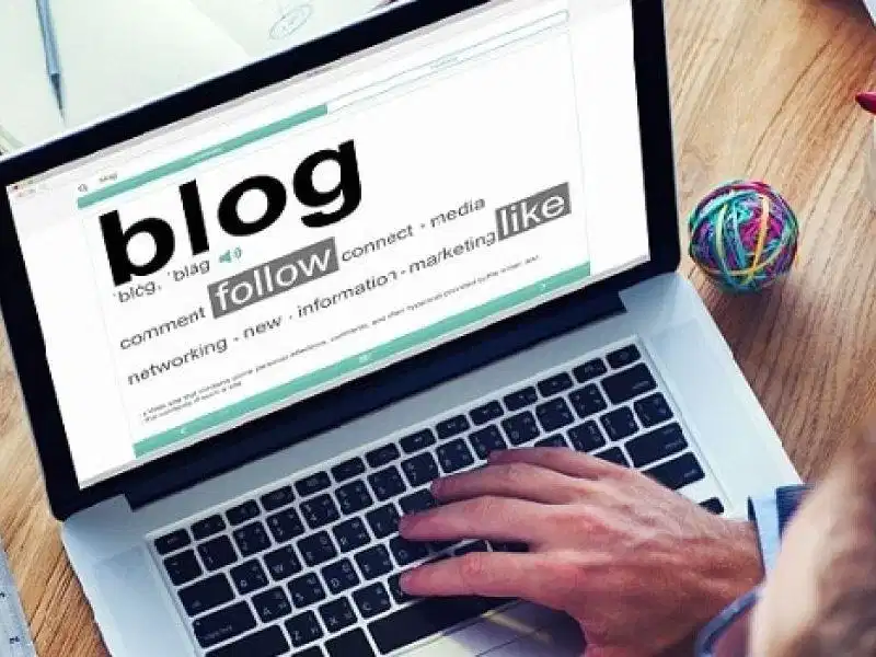 Tạo dấu ấn cá nhân qua việc chia sẻ nội dung giá trị Chia sẻ kiến thức chuyên sâu qua blog cá nhân
