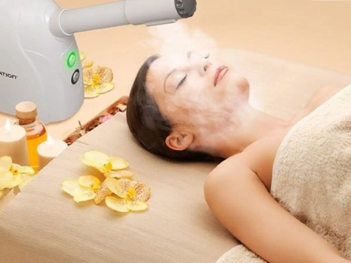 Xông mặt bằng hơi nước từ thảo dược tại nhà